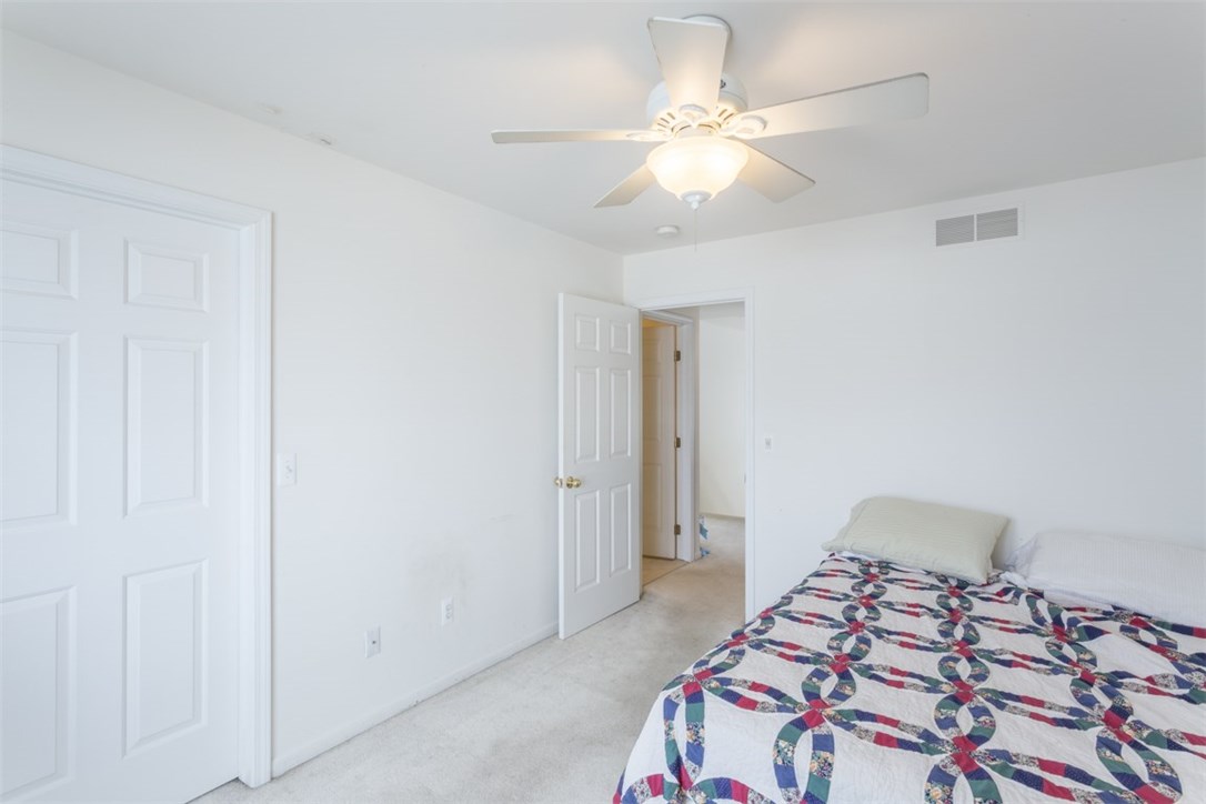 5852 Windstar Circle